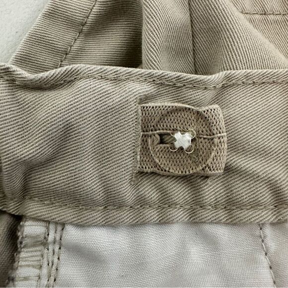 Izod boys pleated khaki shorts size 8 - Picture 4 of 4